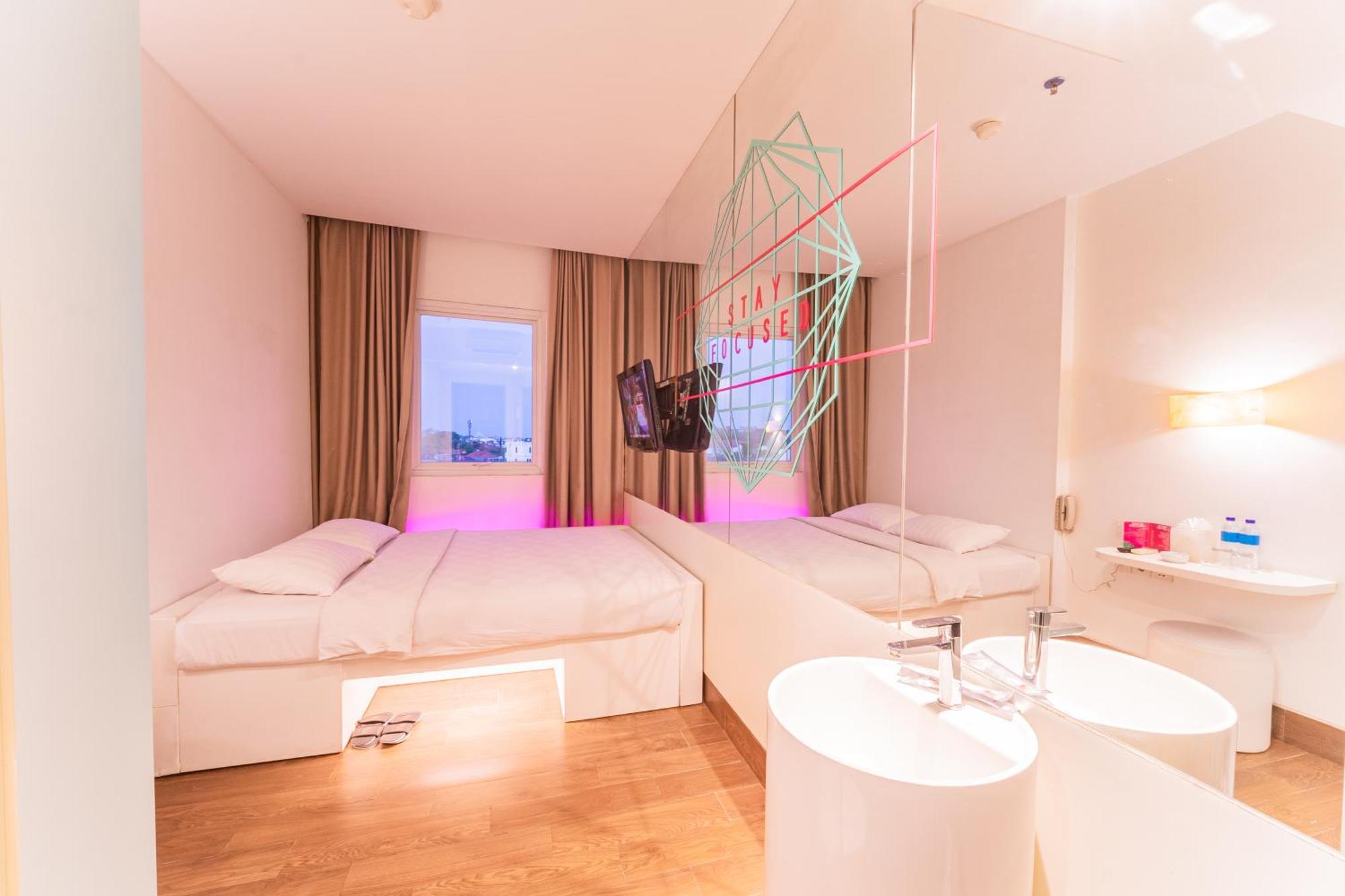 J Icon Hip Hotel Balikpapan Kültér fotó