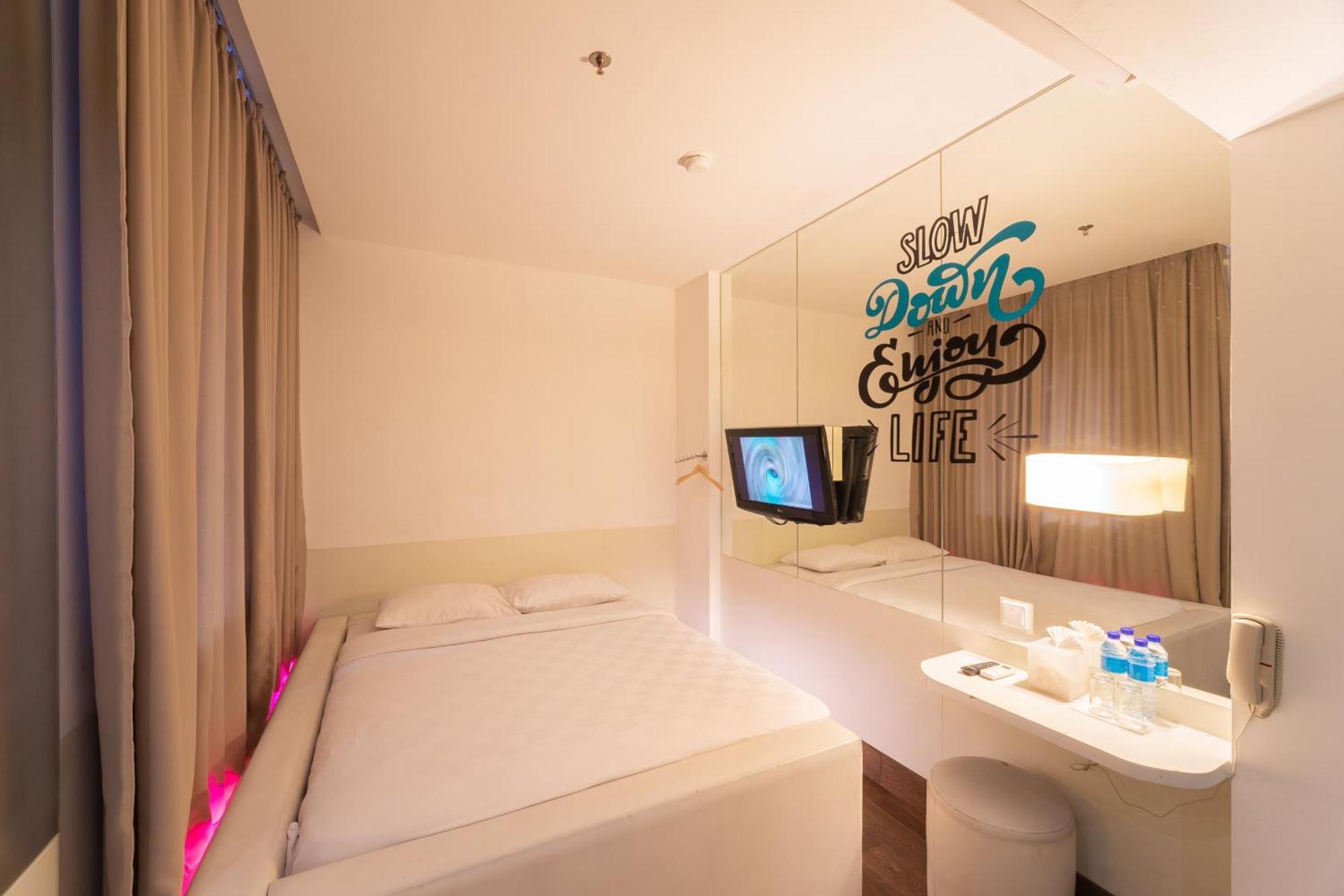J Icon Hip Hotel Balikpapan Kültér fotó