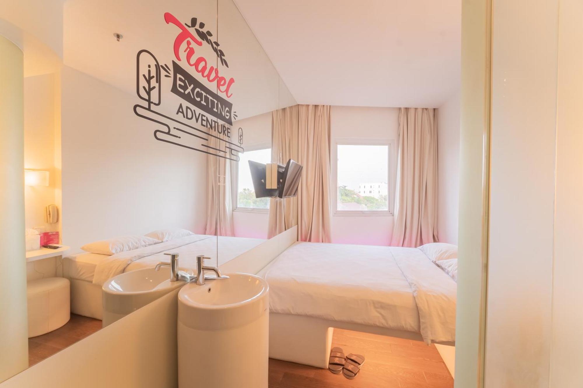 J Icon Hip Hotel Balikpapan Kültér fotó